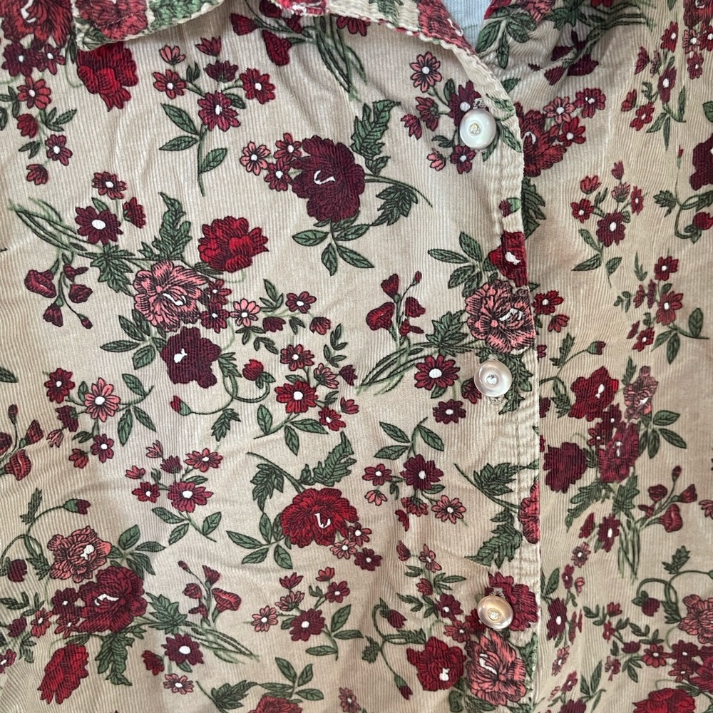 Floral button down - Picture 2 of 3